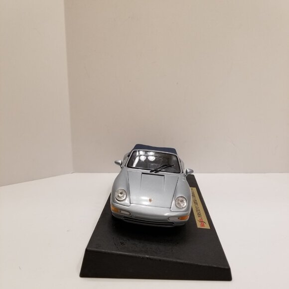 🚗1994 Maisto Porsche 911 Carrera Cabriolet Rare Vintage Collectible - Picture 11 of 17